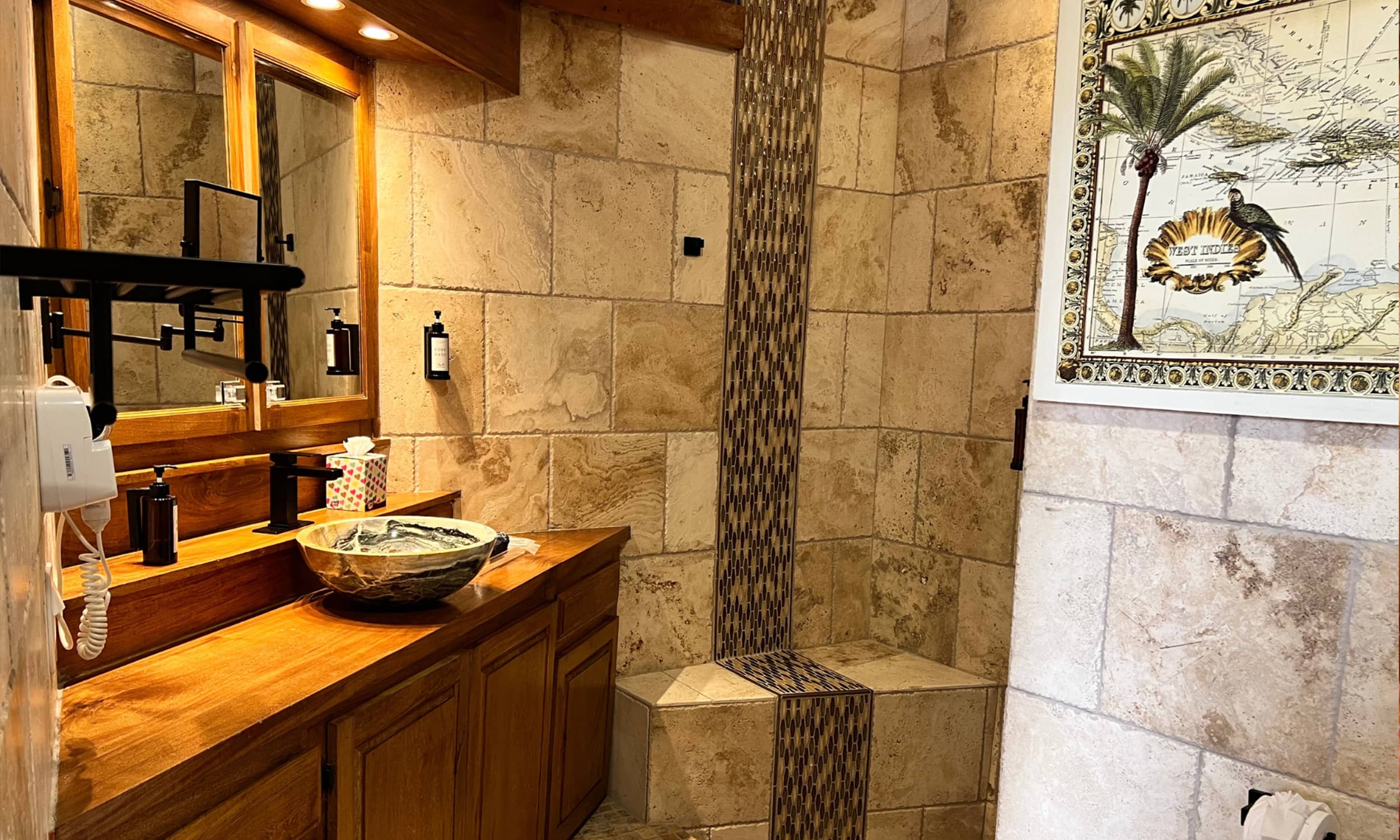 Grotto Suite